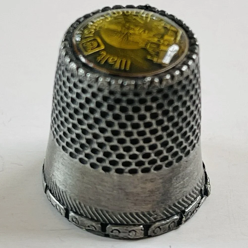 Sewing Quilting Thimble No Size Collectible Silver Tone Walt‎ Disney World Decor